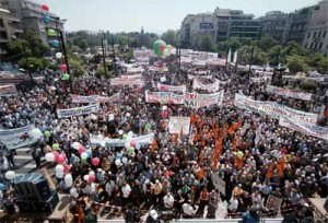 Δημόσιο χρέος και καταποντισμός της παραγωγής